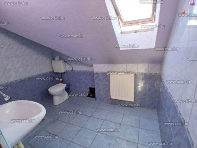 Eladó családi ház, Pilisvörösváron 85 M Ft, 2+2 szobás