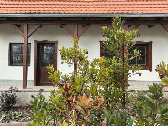 Eladó családi ház, Balatonfőkajáron 127 M Ft, 3+1 szobás