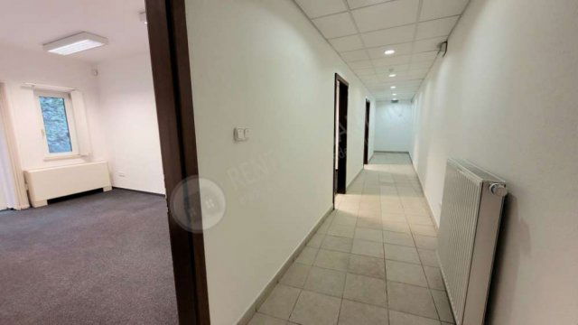 Kiadó iroda, Budapesten, II. kerületben, Szépvölgyi úton