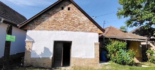 Eladó családi ház, Monoron 6 M Ft, 1 szobás