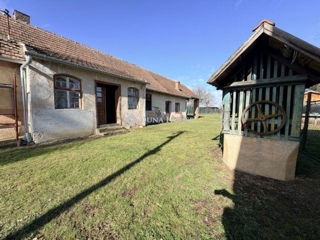 Eladó családi ház, Iváncon 13.5 M Ft, 2 szobás