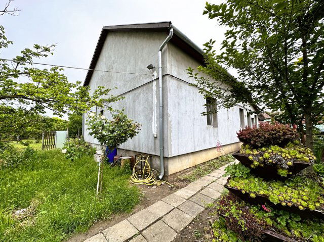Eladó családi ház, Battonyán 55 M Ft, 5 szobás