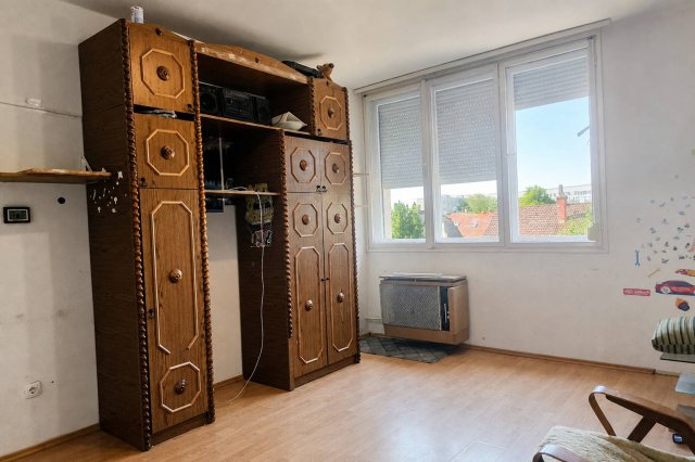 Eladó téglalakás, Győrött 45 M Ft, 2 szobás