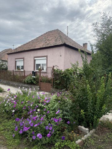 Eladó családi ház, Rábaszentmiklóson 34.99 M Ft, 3 szobás