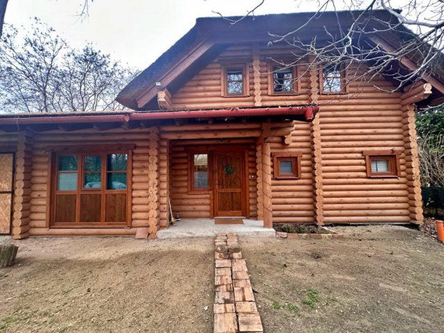 Eladó családi ház, Szigetszentmiklóson 119.89 M Ft, 3 szobás