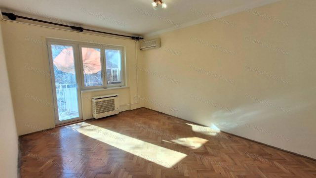 Kiadó téglalakás, albérlet, Szolnokon 120 E Ft / hó, 2+1 szobás