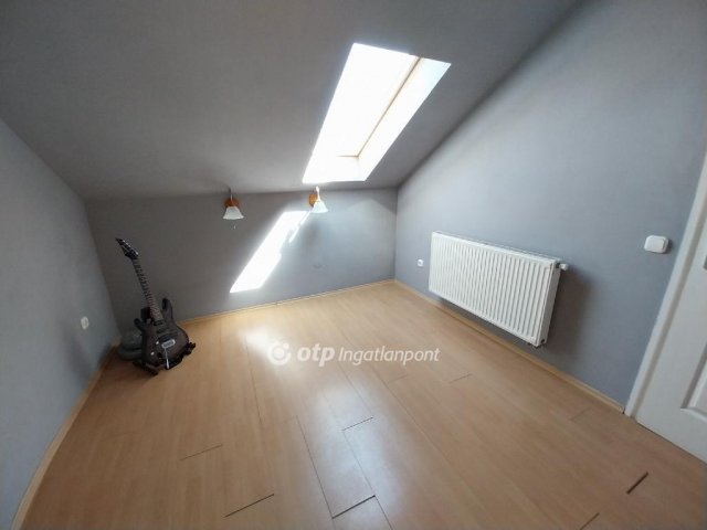Eladó ikerház, Nyíregyházán 76.9 M Ft, 6 szobás