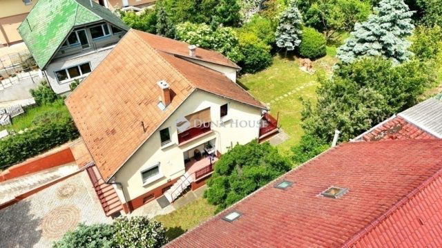 Eladó családi ház, Maglódon 105.73 M Ft, 5 szobás