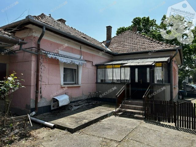 Eladó családi ház, Budapesten, XVII. kerületben 74.9 M Ft