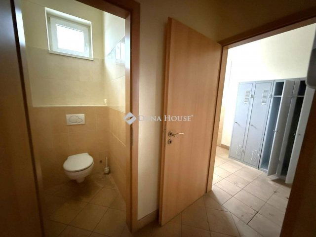 Eladó ipari ingatlan, Kecskeméten 600 M Ft / költözzbe.hu