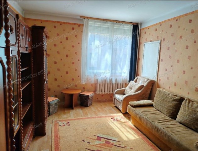 Eladó téglalakás, Kecskeméten 29.9 M Ft, 1 szobás