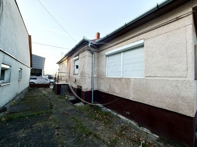 Eladó családi ház, Pécsett, Kopács utcában 34.99 M Ft