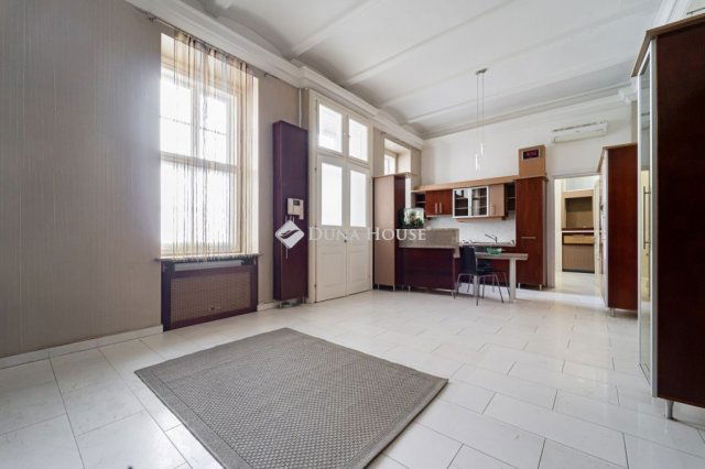 Eladó téglalakás, Budapesten, V. kerületben 319 M Ft, 4 szobás