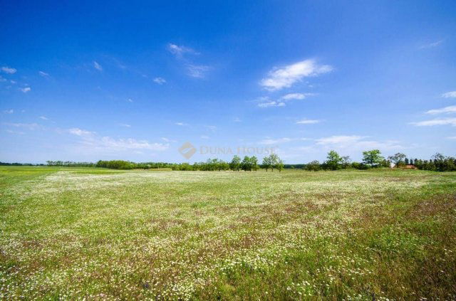 Eladó ipari ingatlan, Inárcson 120 M Ft / költözzbe.hu