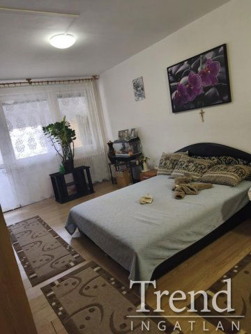 Eladó panellakás, Dunaújvárosban 29.9 M Ft, 2 szobás