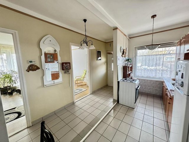 Eladó családi ház, Dunakeszin 104.9 M Ft, 2 szobás