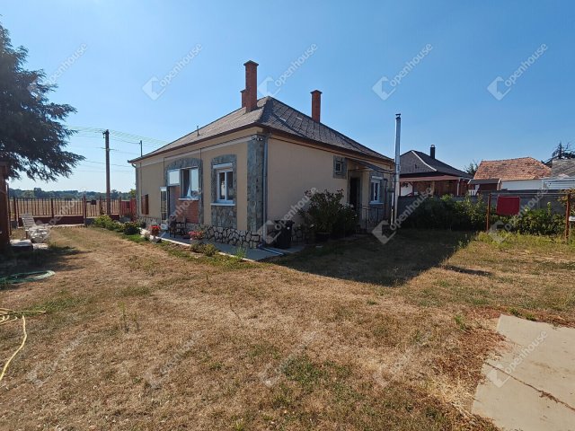 Eladó családi ház, Hosszúperesztegen 52 M Ft, 3 szobás