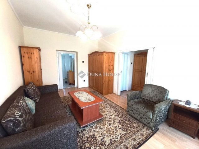 Kiadó téglalakás, albérlet, Debrecenben 160 E Ft / hó