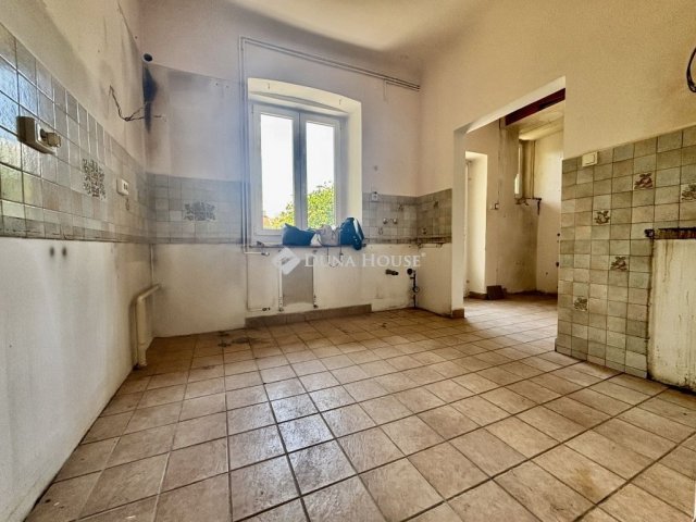 Eladó téglalakás, Budapesten, XIX. kerületben 65 M Ft, 5 szobás
