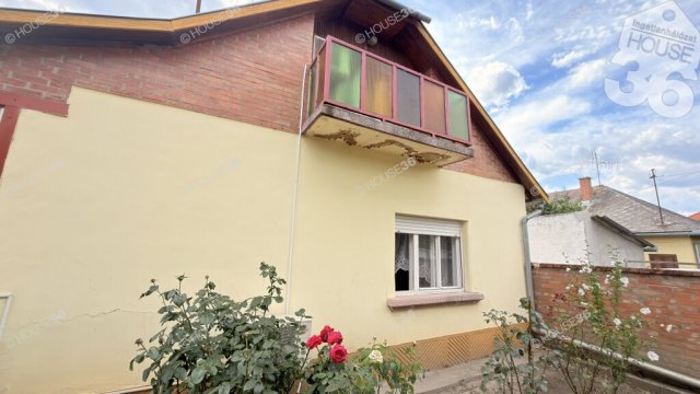 Eladó családi ház, Kecskeméten 57.9 M Ft, 4 szobás