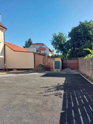 Eladó téglalakás, Budapesten, XIV. kerületben 105 M Ft, 4 szobás