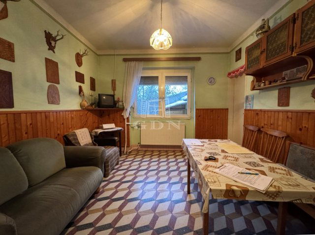 Eladó családi ház, Magyaralmáson 51 M Ft, 3 szobás