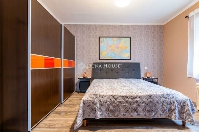 Eladó családi ház, Budapesten, XVIII. kerületben 104.9 M Ft