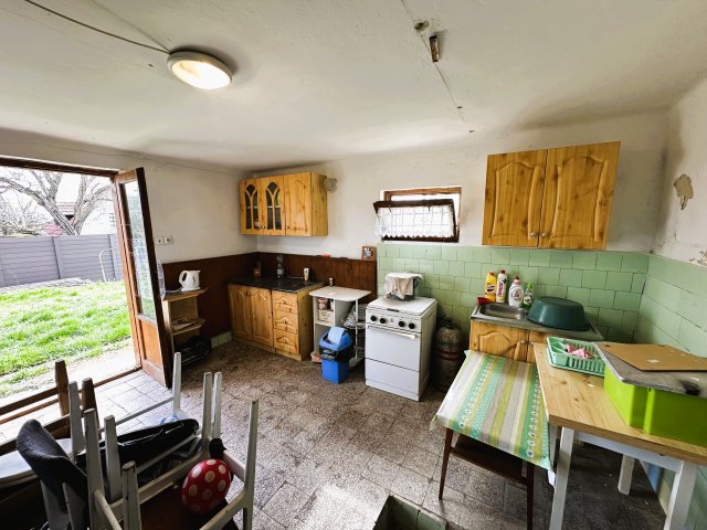 Eladó mezogazdasagi ingatlan, Pécsett 8.5 M Ft