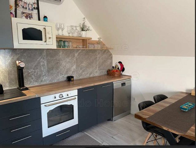 Eladó nyaraló, Siófokon 129 M Ft, 5 szobás