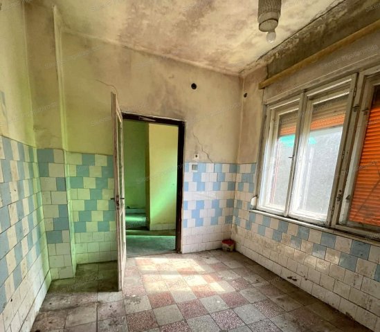 Eladó családi ház, Ácson 36 M Ft, 3 szobás