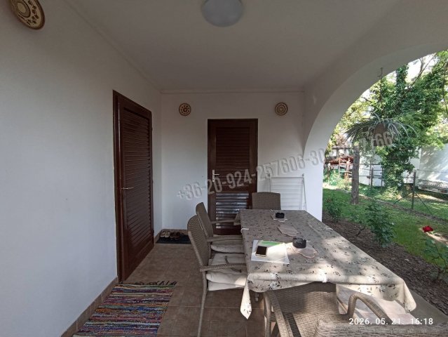 Eladó nyaraló, Berekfürdőn 82 M Ft, 7 szobás