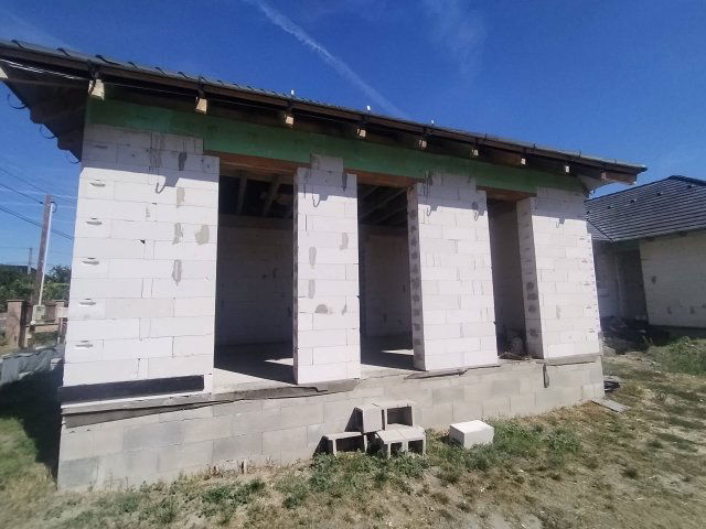 Eladó ikerház, Dabason 74 M Ft, 4 szobás / költözzbe.hu