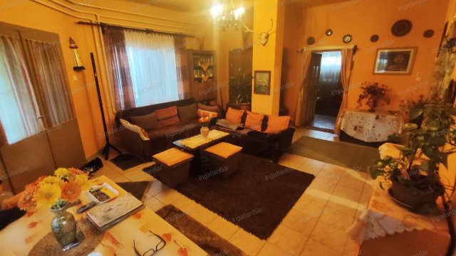 Eladó téglalakás, Mátészalkán 29.5 M Ft, 4 szobás