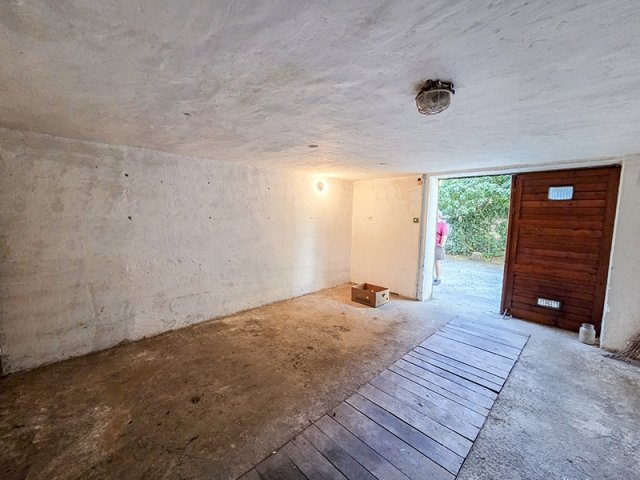 Eladó garázs, Debrecenben 12.2 M Ft / költözzbe.hu