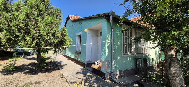 Eladó ikerház, Ócsán 25.9 M Ft, 2 szobás / költözzbe.hu