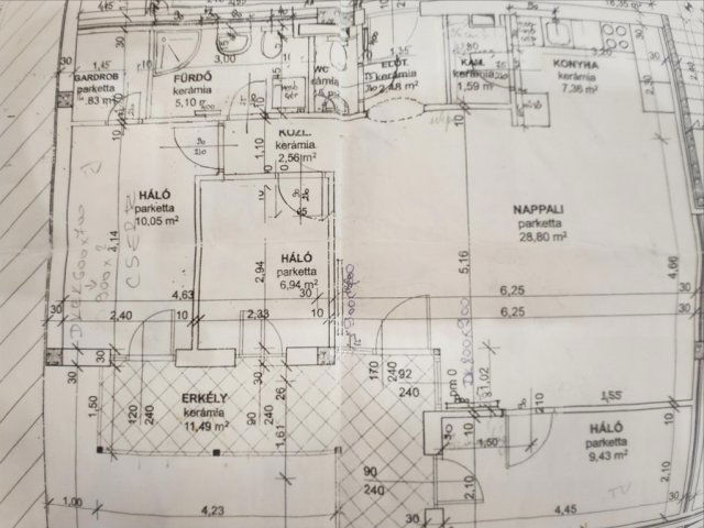 Eladó téglalakás, Budapesten, IV. kerületben 135 M Ft
