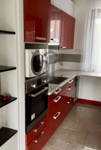 Eladó téglalakás, Sopronban 75.9 M Ft, 4 szobás