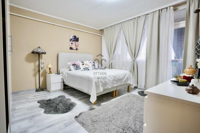 Eladó panellakás, Budapesten, XX. kerületben 67.9 M Ft, 3 szobás