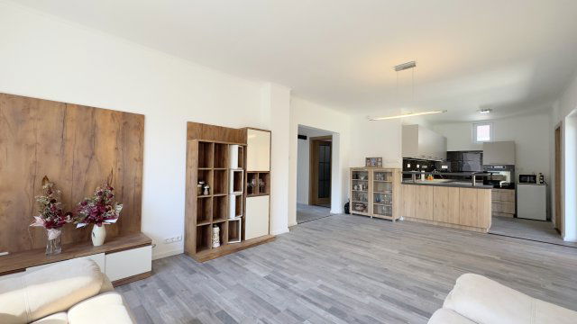 Eladó családi ház, Bátaszéken 35.9 M Ft, 3 szobás