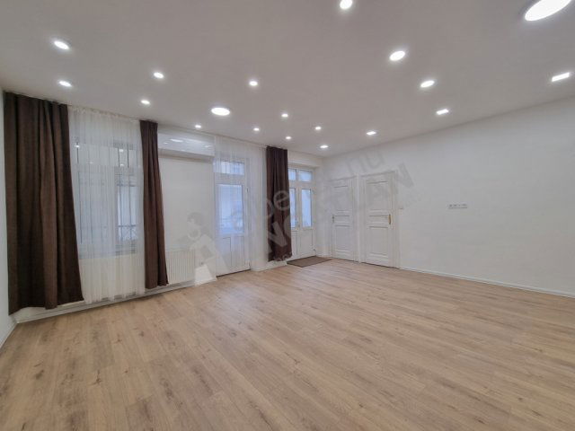 Kiadó téglalakás, albérlet, VIII. kerületben, Vajda Péter utcában