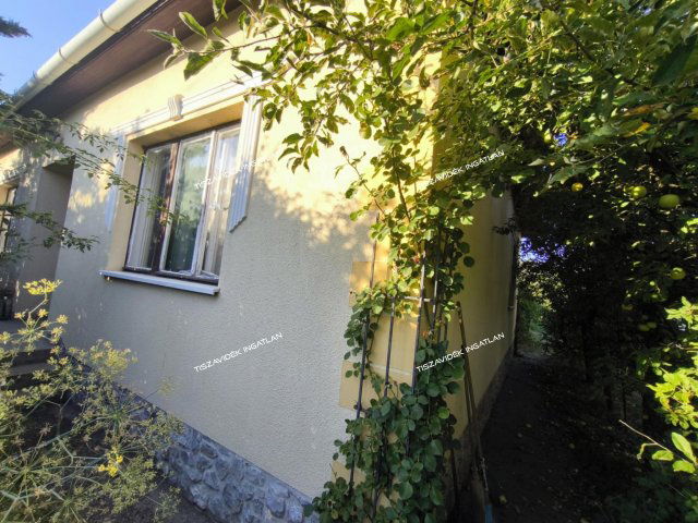 Eladó családi ház, Nagykörűn 26.99 M Ft, 3 szobás