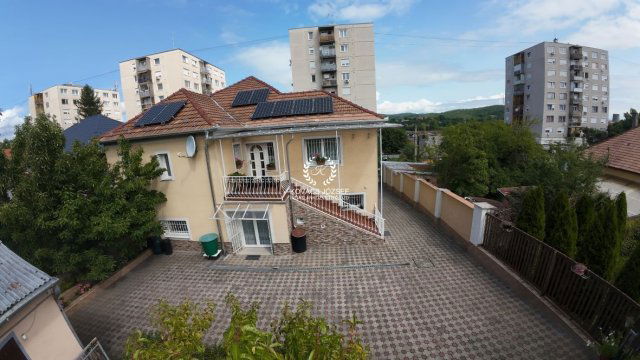 Eladó családi ház, Ózdon, Bethlen Gábor utcában 39.99 M Ft