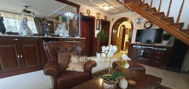 Eladó családi ház, Felsőzsolcán 85 M Ft, 5 szobás