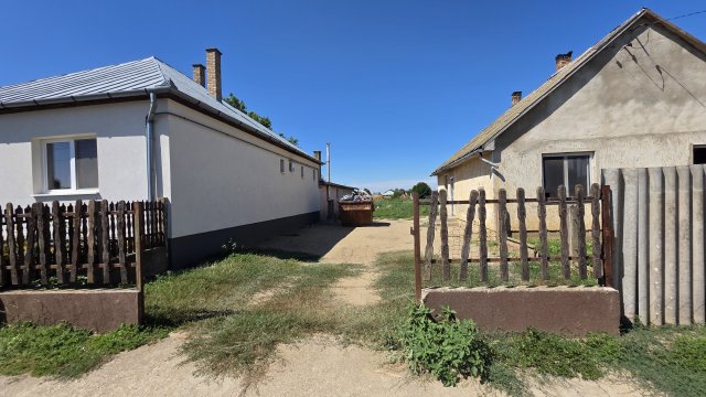 Eladó családi ház, Tégláson 11.9 M Ft, 3 szobás