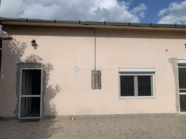 Eladó nyaraló, Kiskunlacházán 32 M Ft, 1 szobás