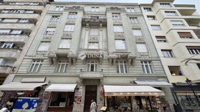 Eladó téglalakás, Budapesten, V. kerületben 119 M Ft, 3 szobás