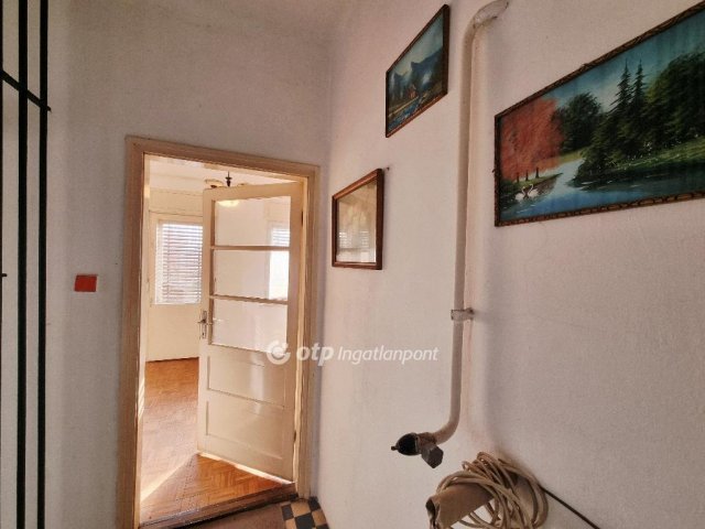 Eladó családi ház, Kiskunlacházán 63.5 M Ft, 4 szobás