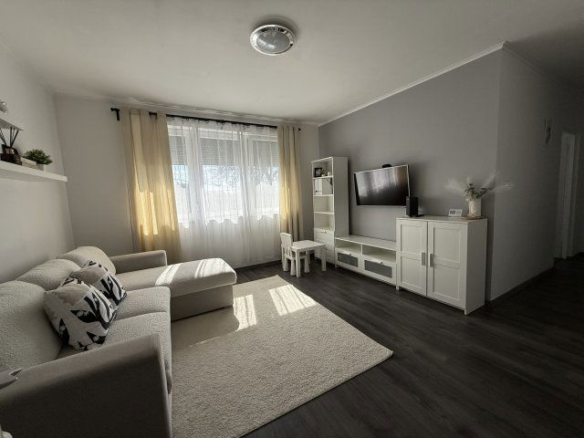 Eladó téglalakás, Tárnokon, Rákóczi úton 85.3 M Ft, 3 szobás