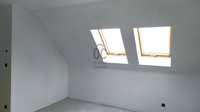 Eladó téglalakás, Budaörsön 140.16 M Ft, 3 szobás