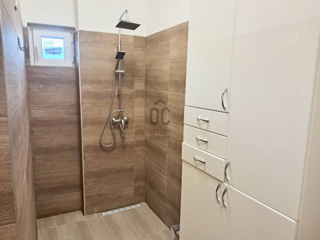 Eladó ikerház, Budapesten, XV. kerületben 95 M Ft, 4 szobás